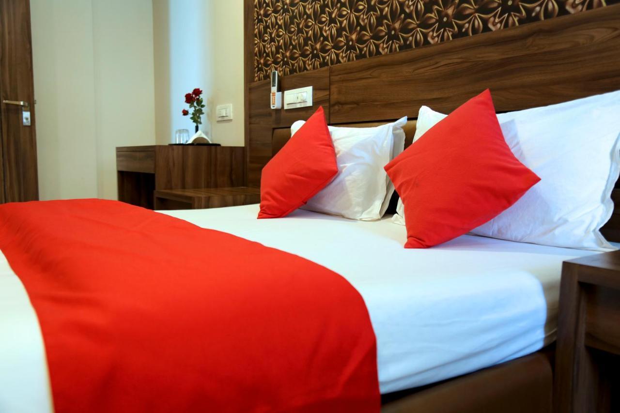 Hotel Sea Shore Navi Mumbai Exterior foto